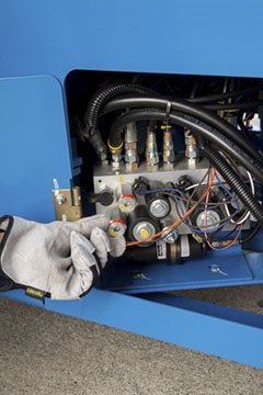 Guidelines Maintaining Genie MEWP Guidelines for Maintaining Your Genie MEWP Fleet